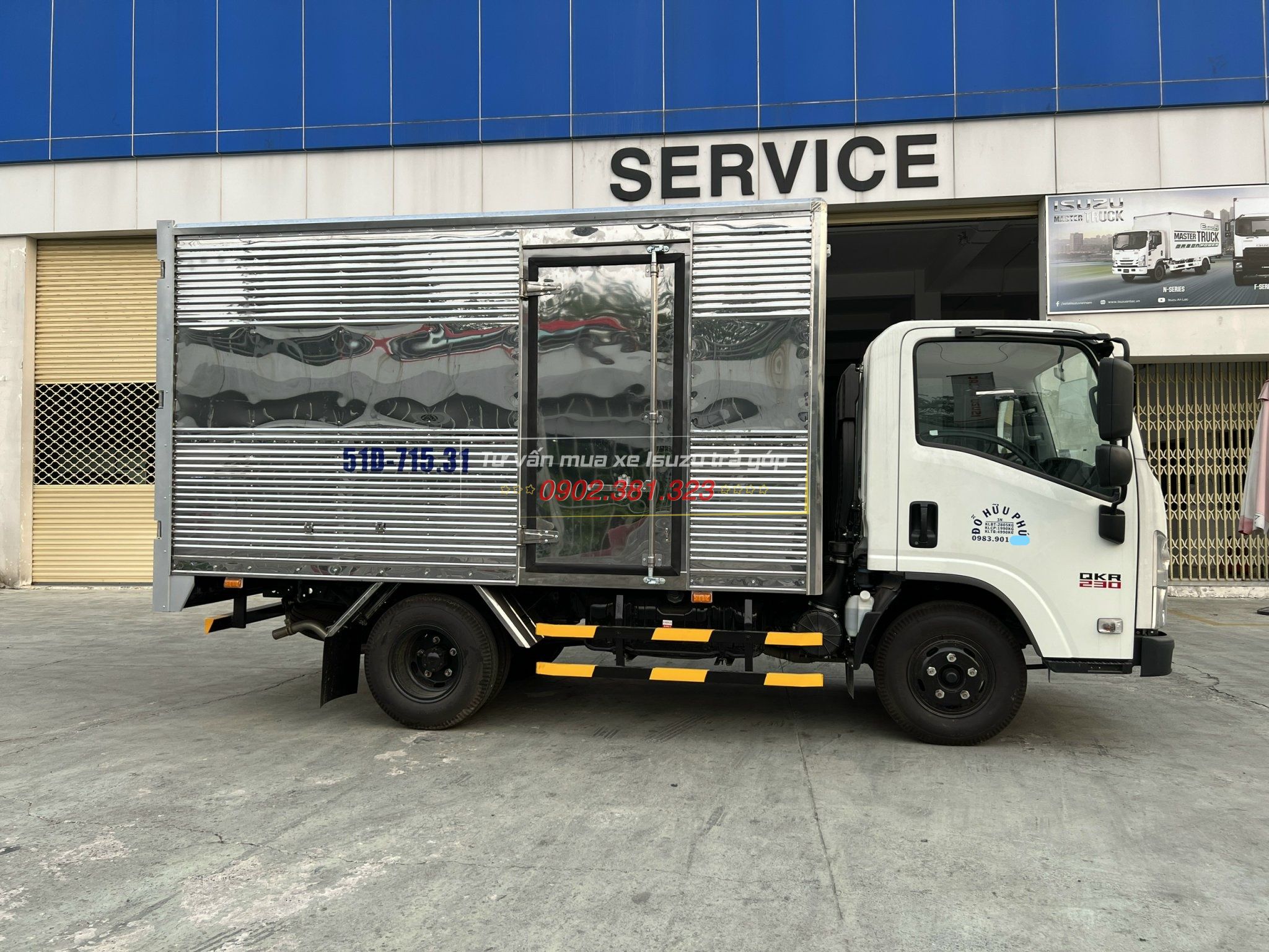 Xe Tải Isuzu 2.4 Tấn Thùng Kín 2024 Giao Ngay Trả Góp Bao Nhiêu Thì Có xe isuzulongan banxetai247 (1)